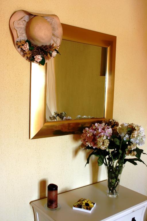Masia Llambrich Deltebre Habitación foto